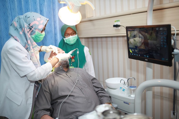 2 Dokter Gigi Di Makassar Yang Menerima BPJS Buka 24 Jam